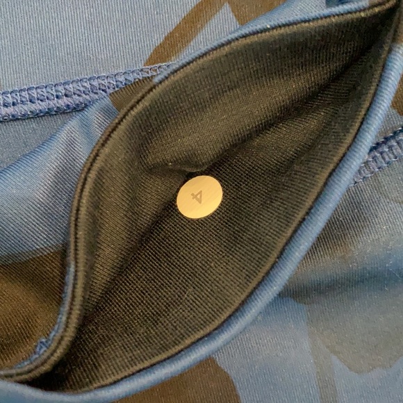 Workout tights - Picture 2 of 4